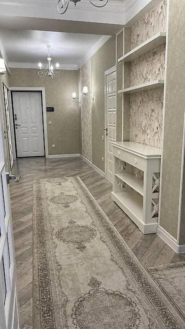 продаю квартиру 4 микрорайон: 4 комнаты, 118 м², Элитка, 3 этаж, Дизайнерский ремонт — 2