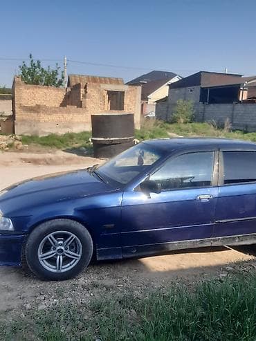 бнв 318: BMW 3 series: 1991 г., 2 л, Ручные, Бензин, Седан — 2