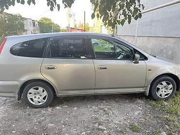 step wgn: Honda Stream: 2001 г., 1.7 л, Универсал — 3
