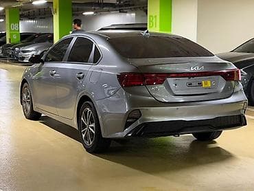 Kia K3: 2022 г., Седан — 6