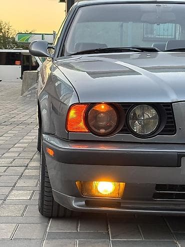 312 авто: BMW 5 series: 1991 г., 2.8 л, Механика, Бензин, Седан — 2