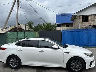 Продажа авто: Kia K5: 2019 г., 2 л, Автомат, Газ, Седан — 2