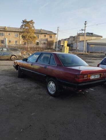 моющий пылесос для химчистки салона автомобиля бу: Audi 100: 1990 г., 2.3 л, Механика, Бензиновая, Седан — 2