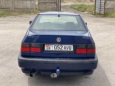 sprinter 2 2: Volkswagen Vento: 1997 г., 1.8 л, Механика, Бензин, Седан — 4