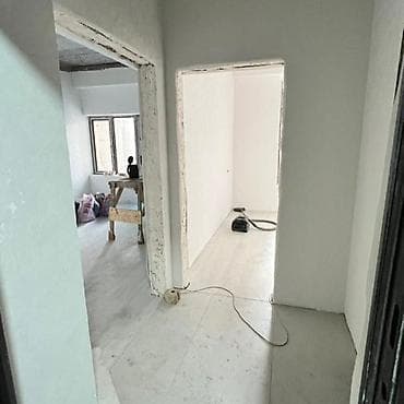 east: 1 комната, 43 м², Молодая Гвардия Элитка, 5 этаж, Евроремонт — 2