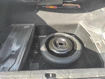 Audi: Audi 100: 1986 г. — 9