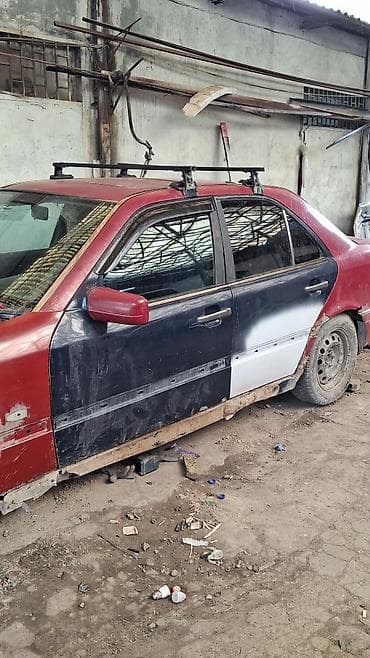 решотка на мерс: Mercedes-Benz C-Class: 1994 г., Седан — 3