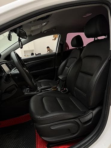 m class: Hyundai Avante: 2018 г., 1.6 л, Автомат, Бензин, Седан — 6