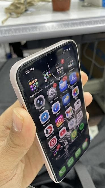 iphone запчасть: IPhone 13, Б/у, 128 ГБ, Розовый, 84 % — 5