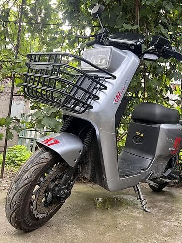 скутор лупарик: 100 куб. см, Электро, Б/у — 3