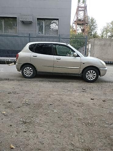 devo matiz: Toyota Duet: 2000 г., Автомат, Хэтчбэк — 1