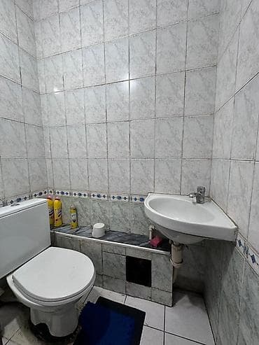 усенбаева: 3 бөлмө, 62 м², 105-серия, 1 кабат — 8