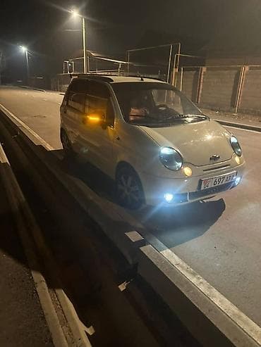 Транспорт: Chevrolet Matiz: 2012 г., 0.8 л, Механика, Бензин, Хэтчбэк — 4