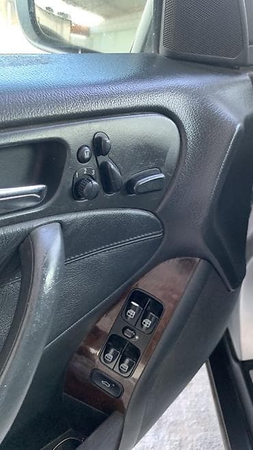 ксеноновые: Mercedes-Benz C-Class: 2003 г., 3.2 л, Автомат, Бензин, Седан — 5