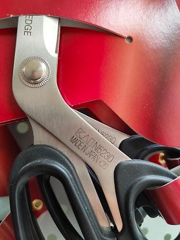 закройные ножницы: Большой ассортимент портновских ножниц из нержавеющей стали Ножницы — 6