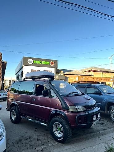 светы для дома: Mitsubishi Space Gear: 1996 г., 0.3 л, Автомат, Бензин, Минивэн — 8