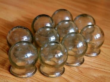 Кислородные концентраторы: Продаю медицинские банки СССР в наличии 50 штук.Одна штука 100 сом — 1
