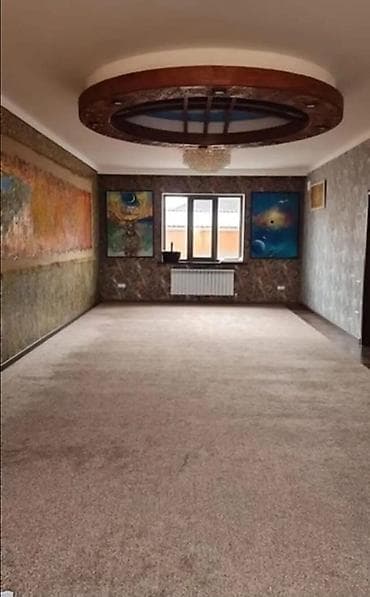 Үйлөр: 280 м², 8 бөлмө, Жылытылган, Жылуу пол, Брондолгон эшиктер — 3