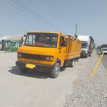 бетонные арыки: Грузовик, Mercedes-Benz, Стандарт, 3 т, Б/у — 3