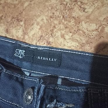 Джинсы: Темно-синие женские джинсы Ridalin размера 29 с расклешенными — 2