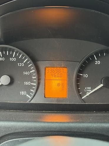 спринтер грузовой будка: Легкий грузовик, Mercedes-Benz, Стандарт, Б/у — 5