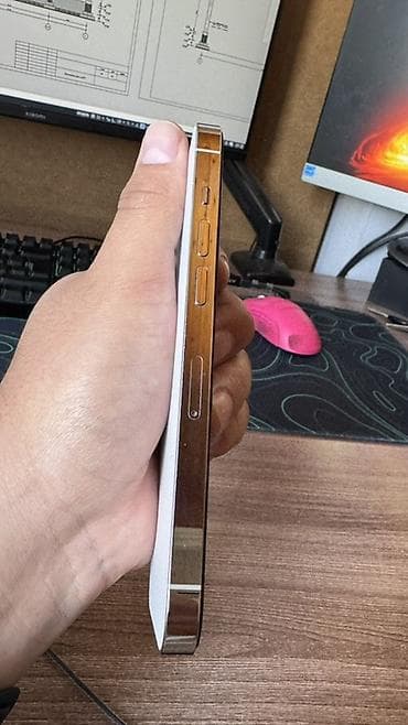 ipad 6mini: IPhone 14 Pro, 256 ГБ, Matte Silver, 80 % — 4