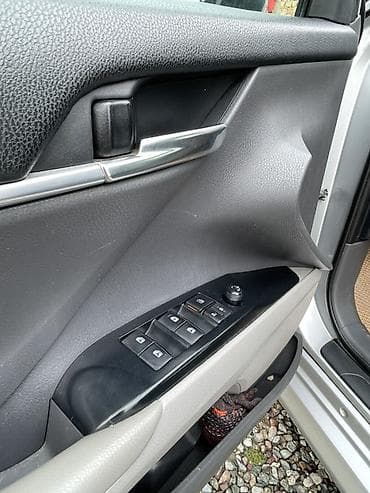 Toyota: Toyota Camry: 2018 г., 2.5 л, Автомат, Бензин, Седан — 3