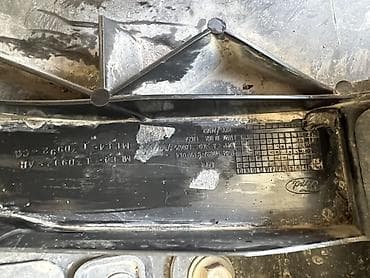 форд 150: Решетка радиатора Ford Оригинал — 3