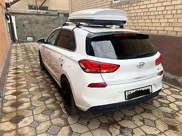 bid e5: Hyundai i30: 2018 г., 1.6 л, Робот, Дизель, Хэтчбэк — 3