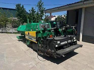 Асфальтоукладчик от 2,5 до 4 метра. Виброкаток (каток) 3, 4 тонна at lalafo.kg Асфальтоукладчик от 2,5 до 4 метра. Виброкаток (каток) 3, 4 тонна