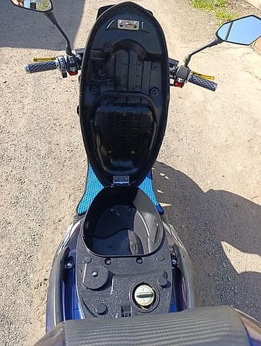 скутер утка: Макси-скутер 175 куб. см, Бензин, Б/у — 6