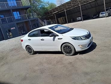 kia rio 2012: Kia Rio: 2015 г., Механика, Седан — 3
