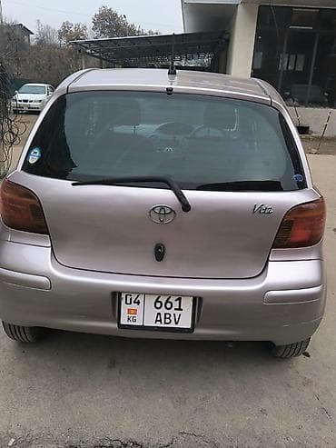 hyndai tiburon: Toyota Vitz: 2003 г., 1.3 л, Автомат, Бензин, Хэтчбэк — 2