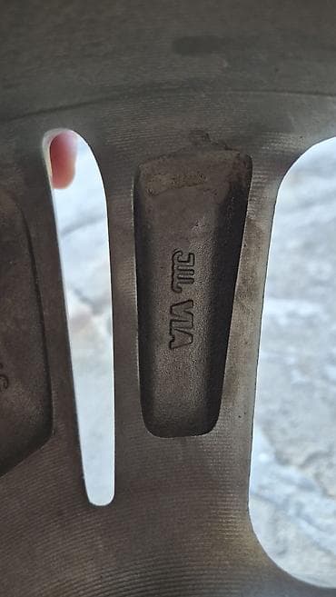 Унаа: Куйма Дисктер R 17 Hyundai, Комплект, тешиктери - 5, Колдонулган — 6