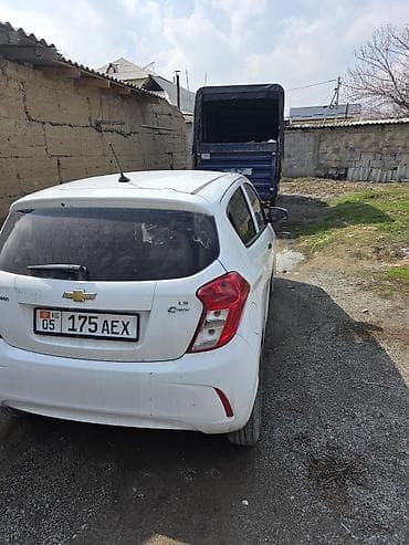 mini kuper: Chevrolet Spark: 2017 г., 1 л, Автомат, Бензин, Хэтчбэк — 10