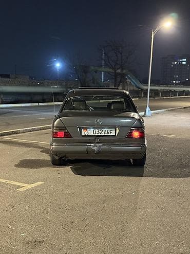 e124: Mercedes-Benz E-Class: 1994 г., 2 л, Ручные, Бензин — 5