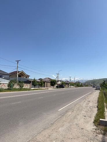 🏡 **Бишкек, ж/м Арча-Бешик** 🏠 Дом, 4 комнаты 📐 Площадь: 100 м² 🌳