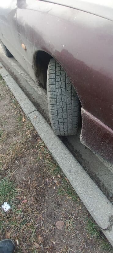 кронус: Mazda Cronos: 1994 г., 2 л, Механика, Бензиновая, Хэтчбэк — 5