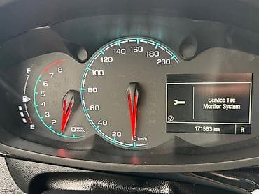 chevrolet tracker ltz: Chevrolet Spark: 2017 г., 1 л, Автомат, Бензин, Хэтчбэк — 5