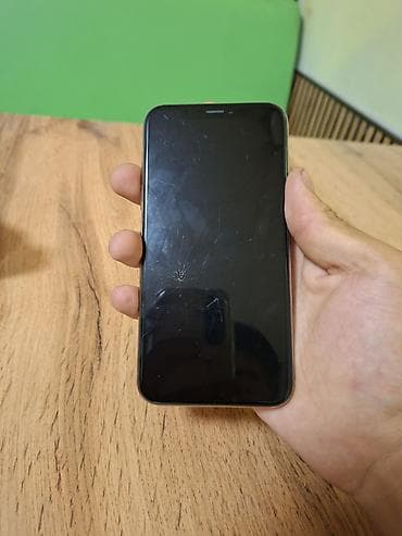 iphone 11: IPhone Xs, Б/у, 256 ГБ, Золотой, Зарядное устройство, 78 % — 6