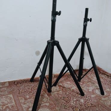 лампа для монитора: Б/у, Концертный, Есть усилитель, Каналов: 8, Разъем: XLR, Есть эквалайзер — 5