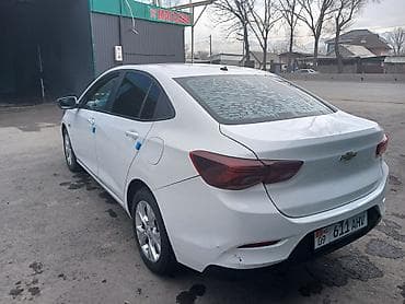 шваралет авио: Chevrolet Onix: 2020 г., 1 л, Автомат, Бензин, Седан — 4