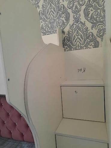 bunk bed: Продаю двухярусную кровать состояние нового, причина продажи ребёнок — 5
