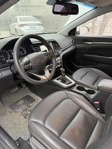 lada largus: Hyundai Avante: 2019 г., 1.6 л, Вариатор, Газ, Седан — 5