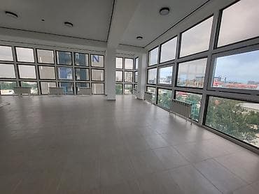 red centr: Аренда офисов, 216 м², В бизнес центре, 1 линия — 2