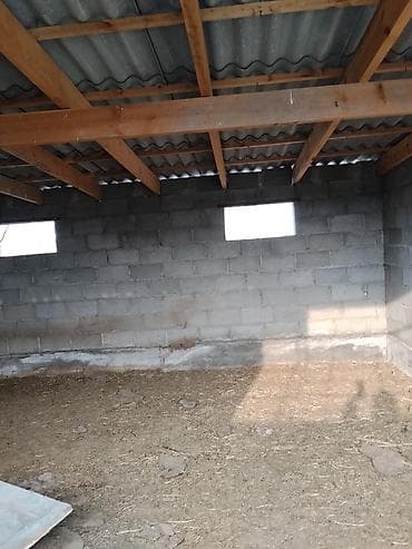 кызыл таш: 7 соток, Курулуш — 9