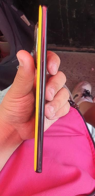 nokia 700: Poco Б/у, 256 ГБ, цвет - Желтый, 2 SIM — 4
