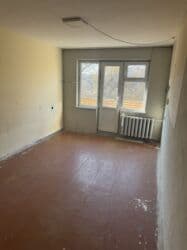 продаеться дом: 2 комнаты, 44 м², 104 серия, 4 этаж, ПСО (под самоотделку) — 11