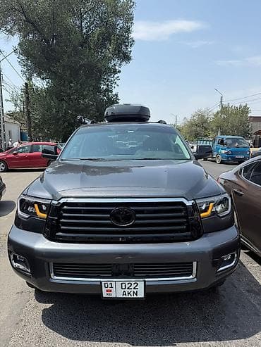 prius v: Toyota Sequoia: 2019 г., Внедорожник — 9