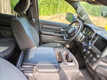 св: Dodge Ram 1500: 2022 г., 3.6 л, Автомат, Бензин, Пикап — 9